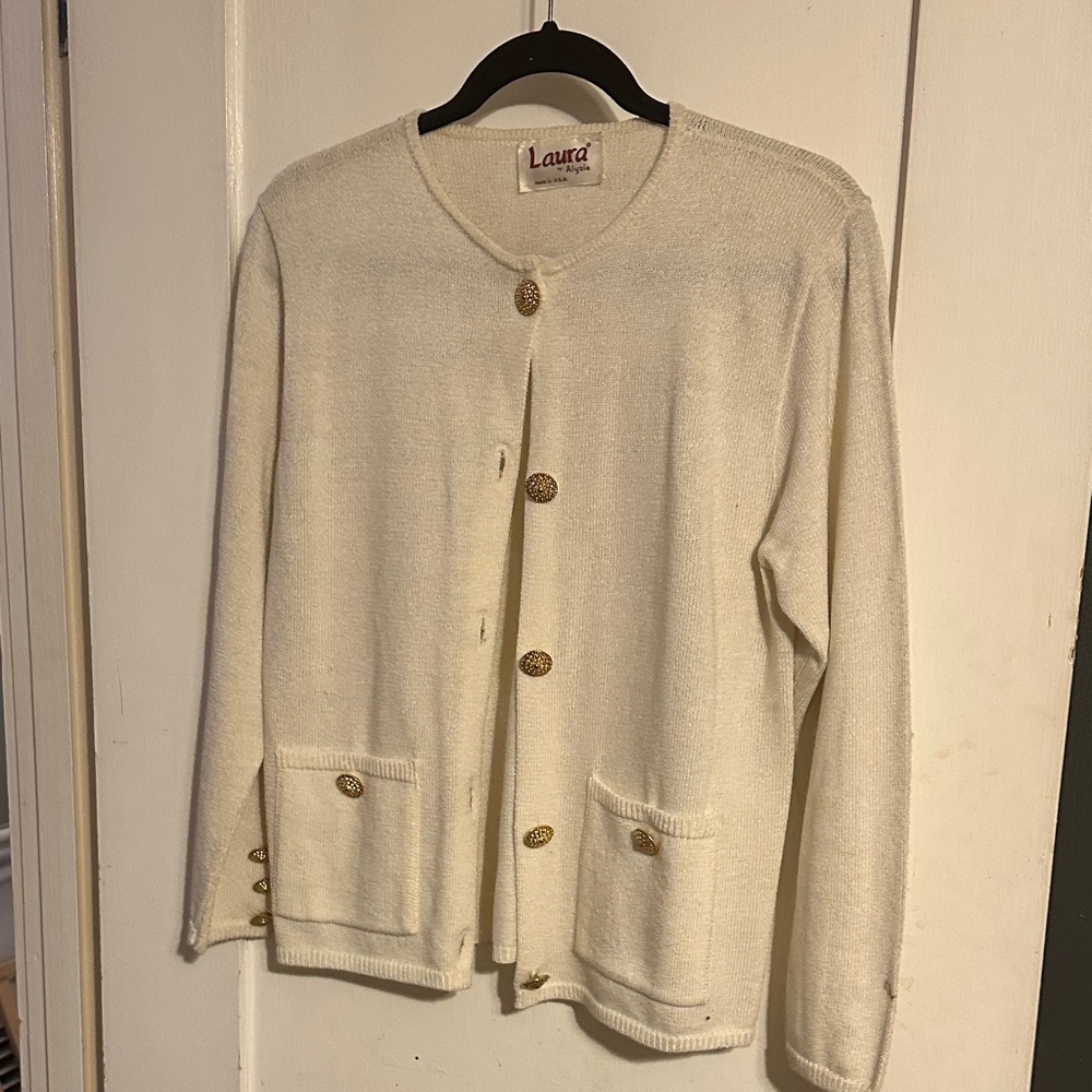 Aura Elegant Cream Cardigan with Gold Buttons
